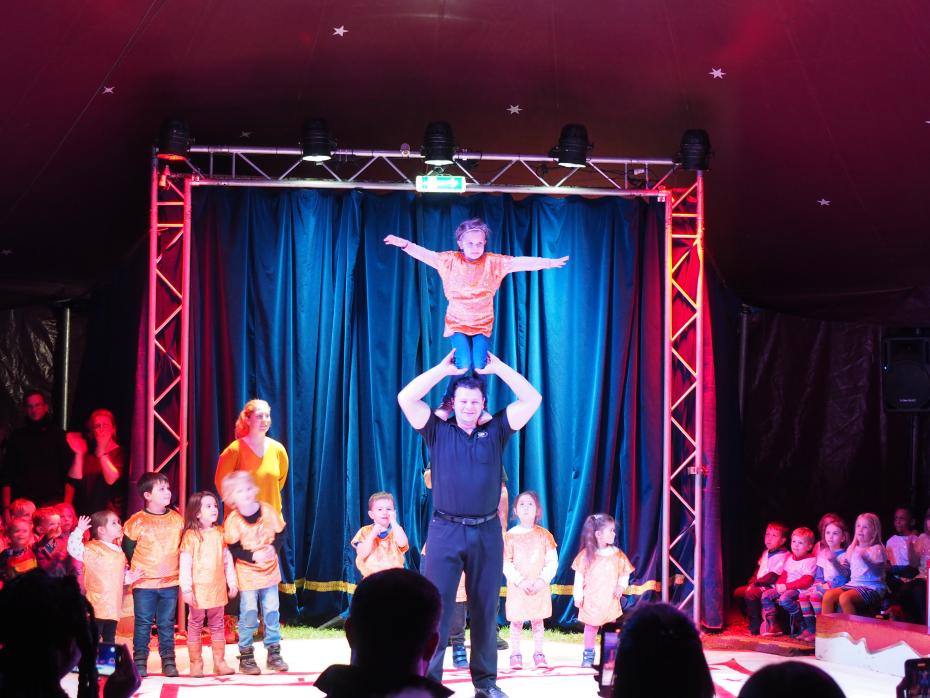 Zirkus Kita "Weltensegler" Zirkus Kita "Weltensegler"