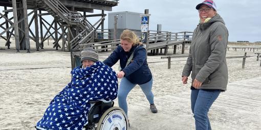 Ein Tag am Meer – Erinnerungen und Abenteuer Ein Tag am Meer – Erinnerungen und Abenteuer